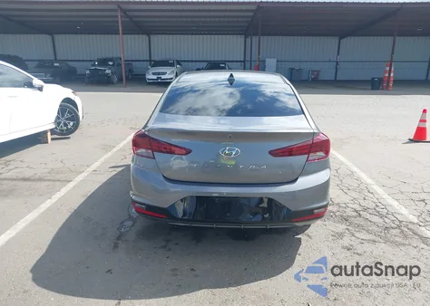 2020 Hyundai Elantra Sel z USA, uszkodzony, nr VIN 5NPD84LF1LH542233